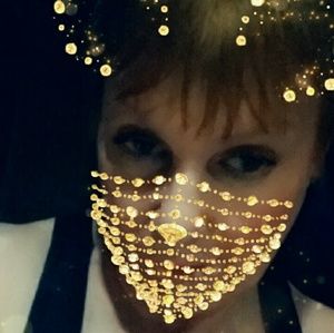 Meet your Posher, Brenda